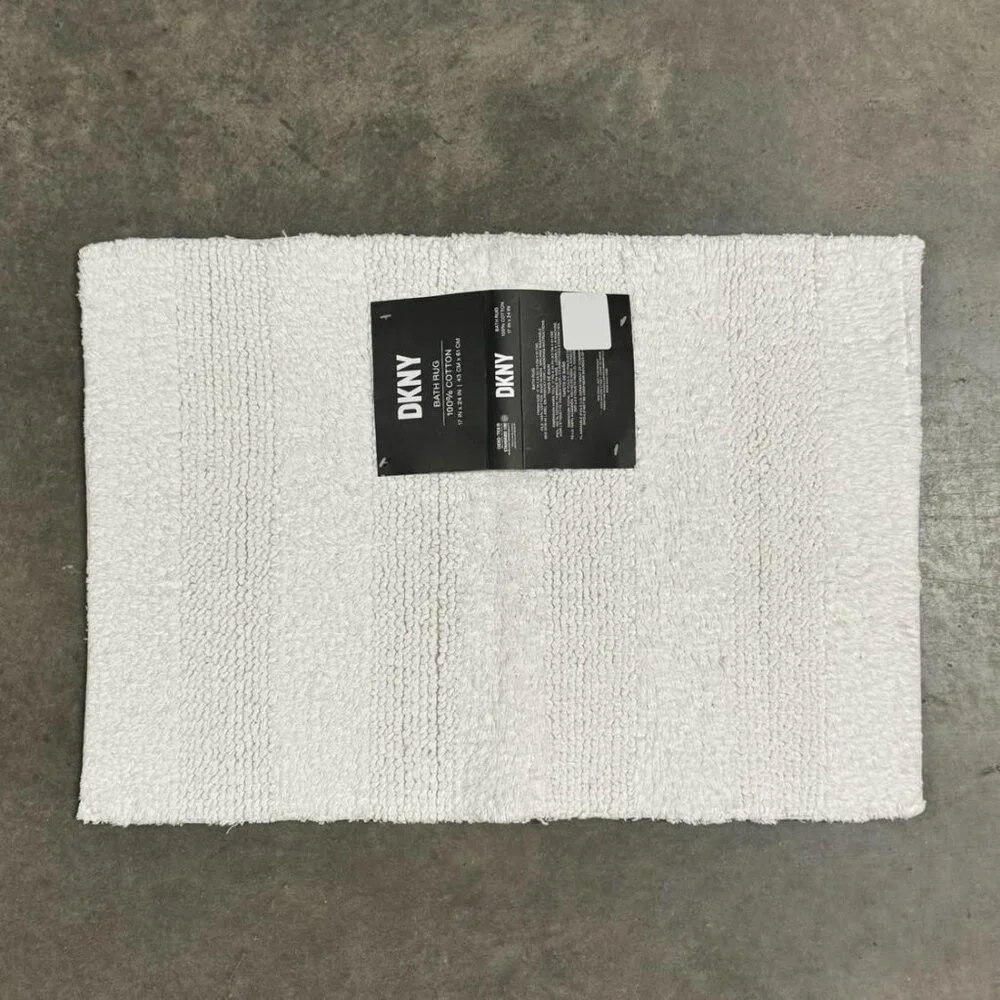 DKNY 17 x 24 White Bath Rug Mat Reversible COTTON Stripes Striped Knit Ivory